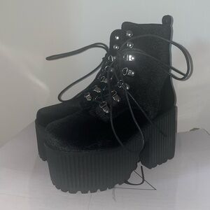 YRU Black Velvet Platform Shoes BRAND NEW WITH BOX. US size 8
